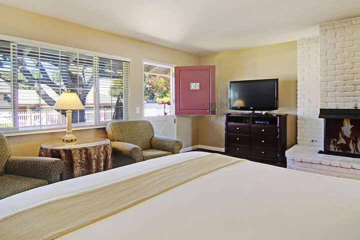 Room 19 of 71