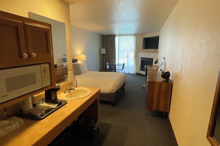 Firelite Lodge