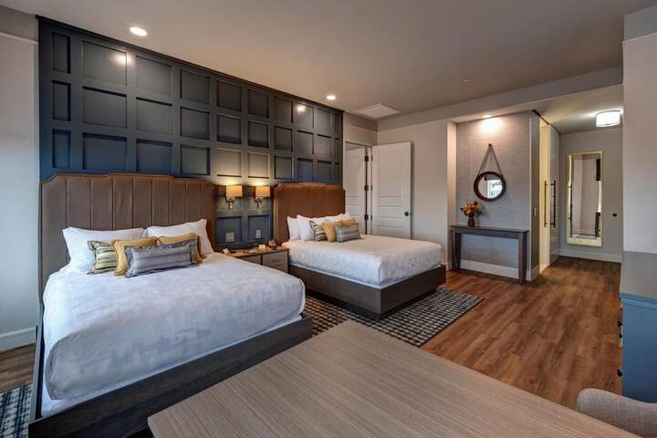 The Hotel Concord