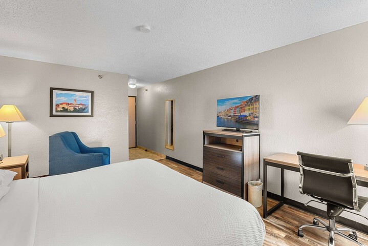 Room 14 of 22