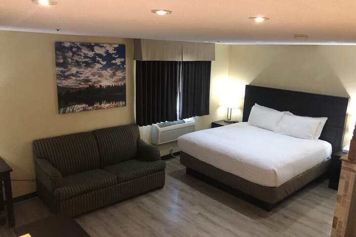 Room 13 of 75