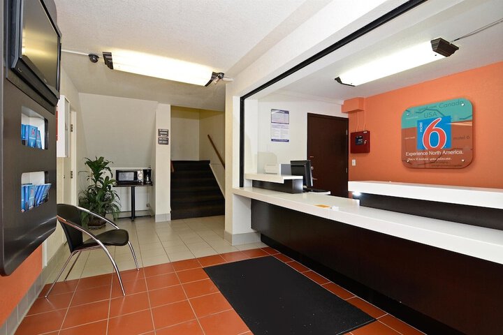 Motel 6 South Haven KS