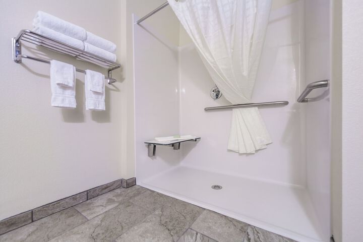 Room 20 of 40