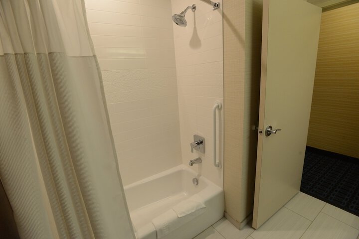 Fairfield Inn & Suites Bowling Green