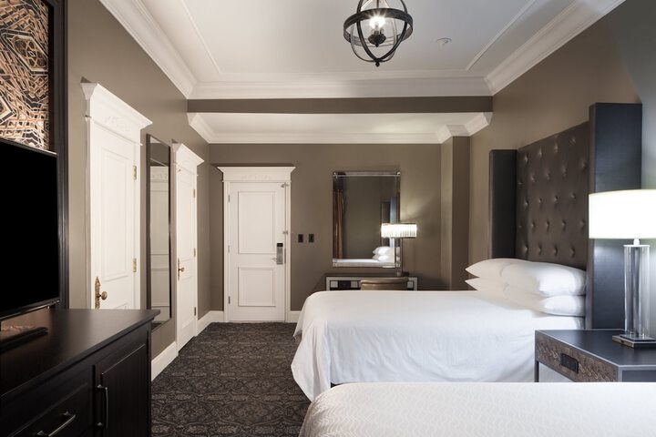 Room 50 of 212