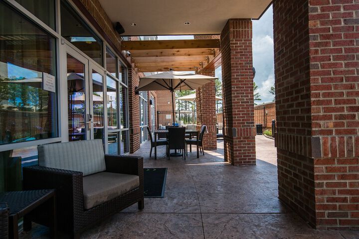 Terrace/Patio 36 of 38