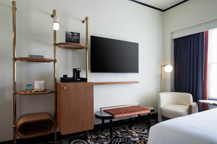 The Lasalle Hotel Bryan College Station, a Tribute Portfolio Hotel