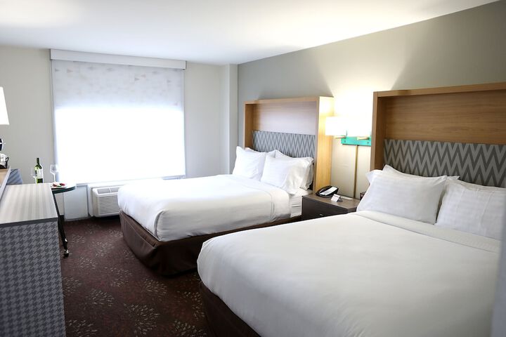 Room 54 of 79