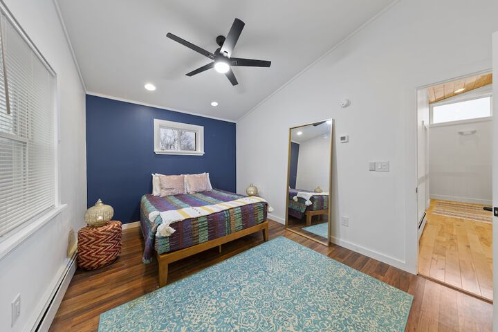 Room 13 of 20