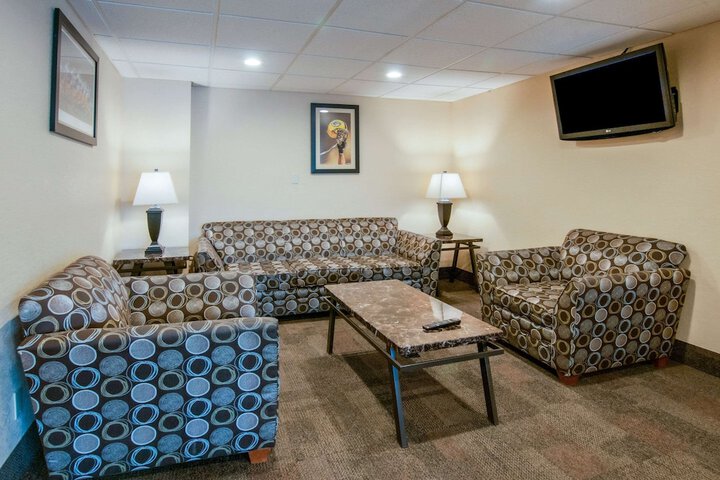 Hotel Interior 7 of 25