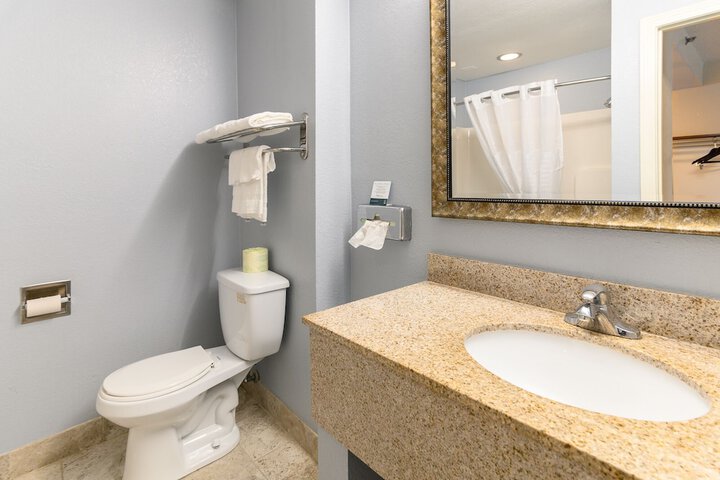Quality Inn Bourne - Cape Cod
