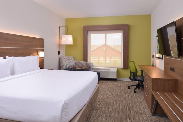 Room 17 of 27