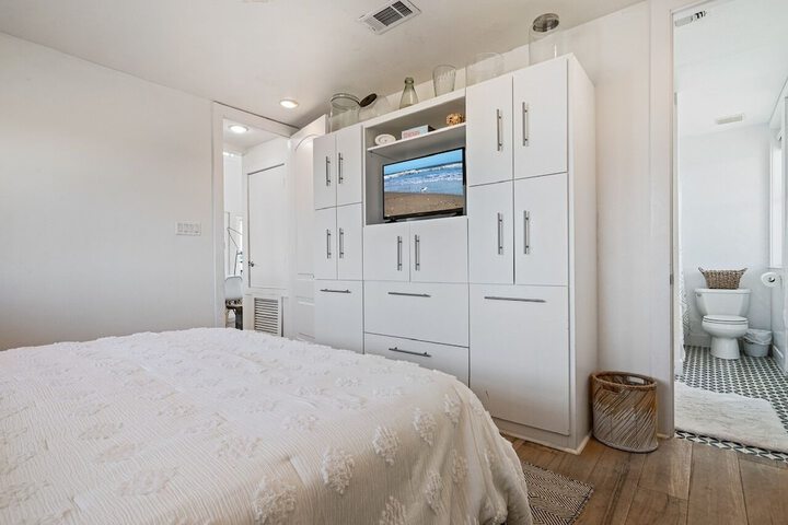 #beach Please 3 Bedroom Home by RedAwning