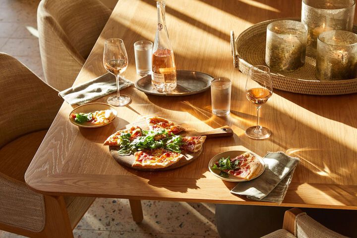Dining 83 of 127