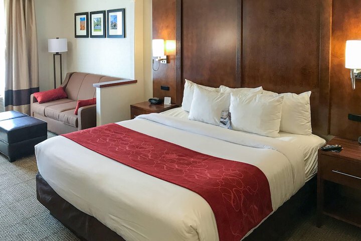 Comfort Suites Near Six Flags Magic Mountain