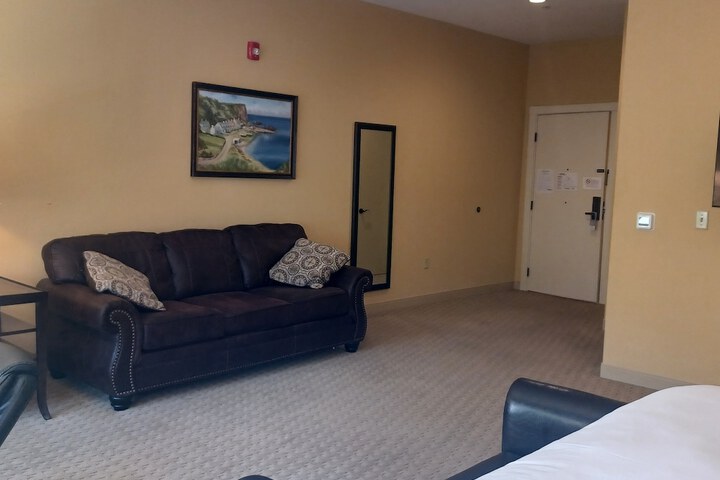 Room 15 of 86