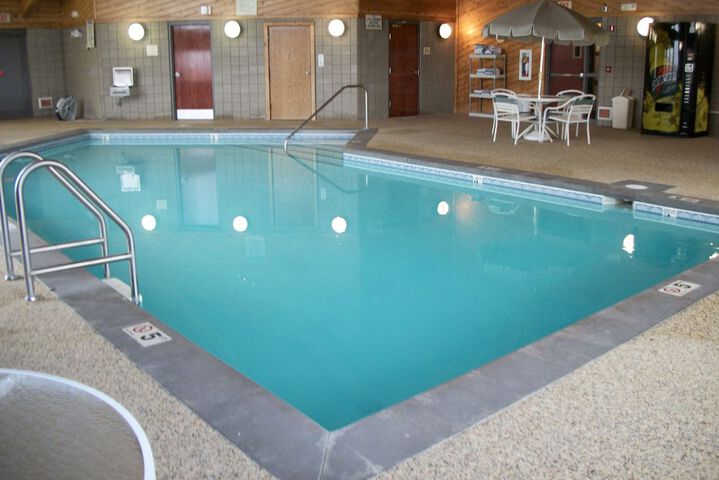 Pool 8 of 44