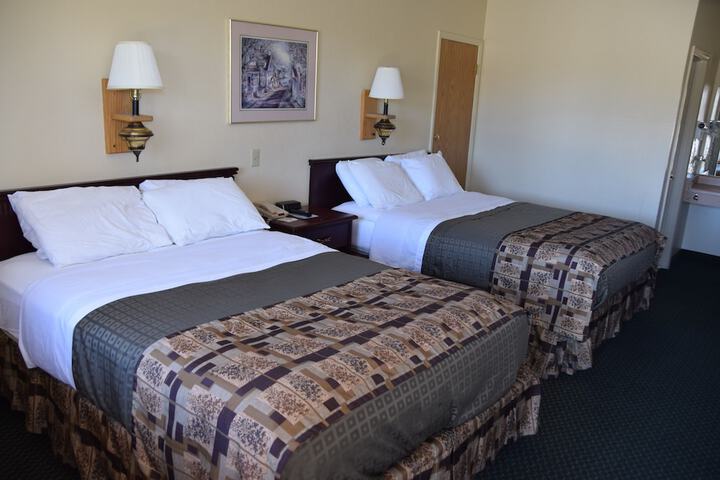 Room 18 of 36