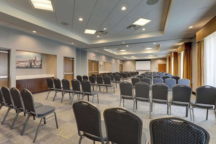 Hampton Inn & Suites Rome