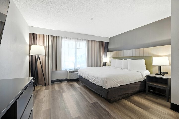 Country Inn & Suites by Radisson Merrillville, IN