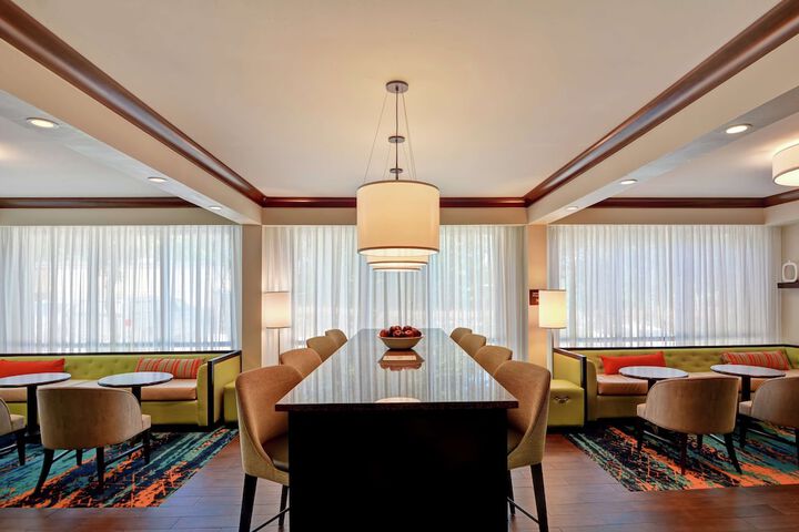 Hampton Inn Birmingham / Mountain Brook