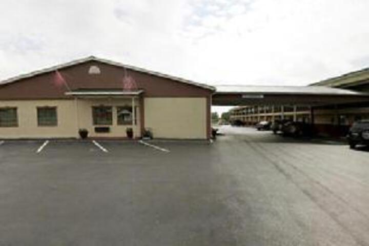 Americas Best Value Inn Lawrenceburg