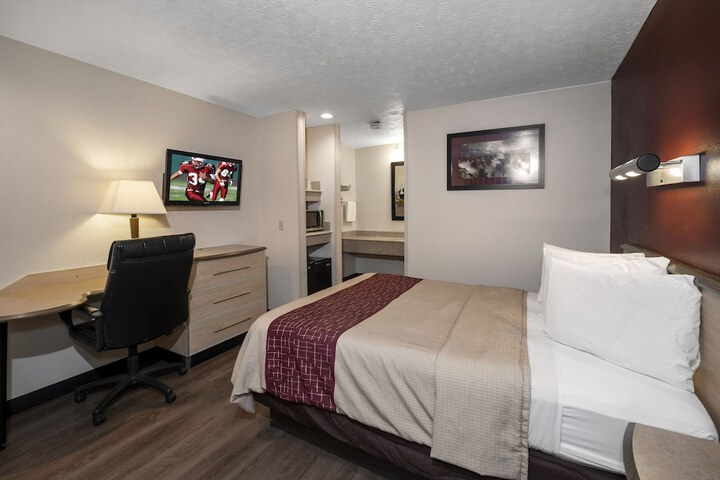 Room 10 of 54