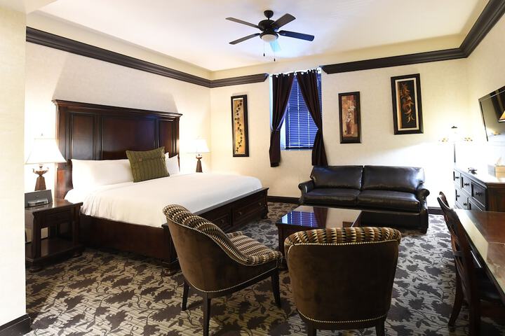 Room 7 of 46