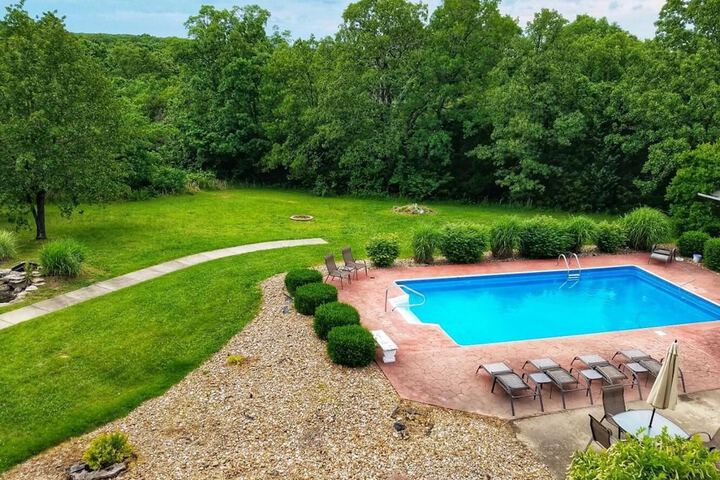 Pool 7 of 44
