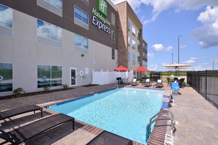 Holiday Inn Express Donaldsonville by IHG