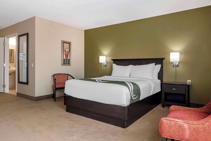 Room 16 of 50