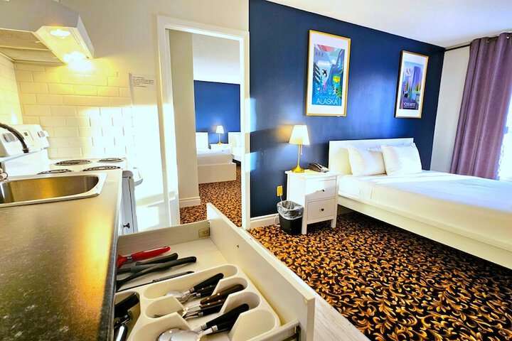 Cloud 9 Inn