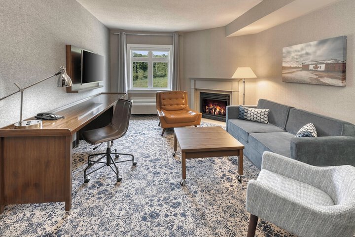 Four Points by Sheraton Barrie