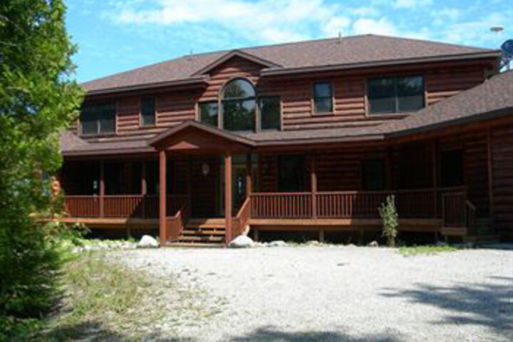 Ninemile Point Bed & Breakfast