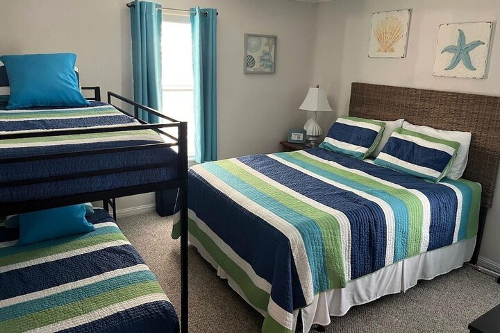 Room 13 of 24