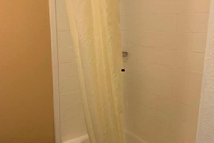 Room 30 of 37