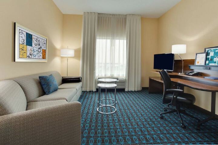 Room 12 of 21
