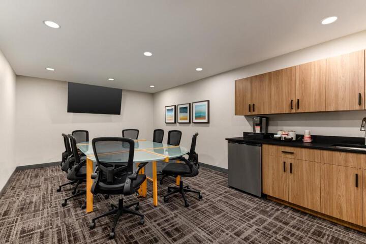 Candlewood Suites Oak Harbor by IHG