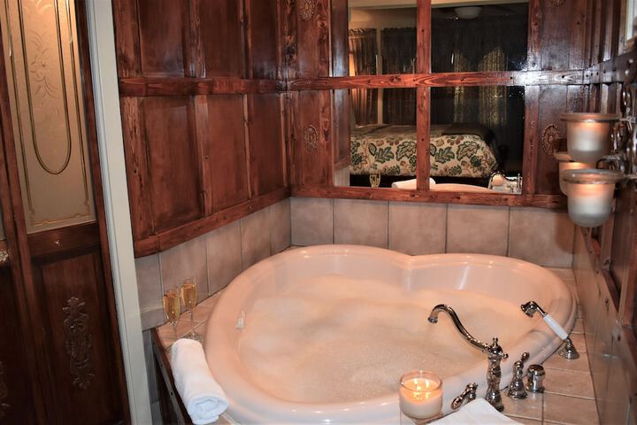 Hot Tub 61 of 71