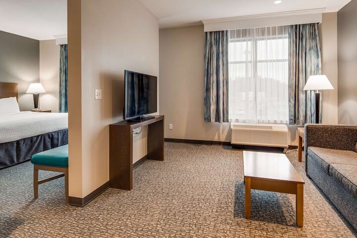 Room 21 of 27