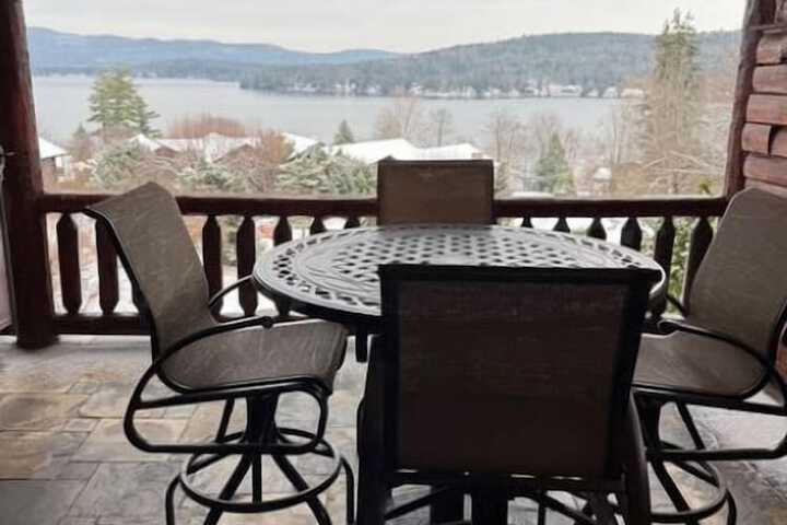 Lodges at Cresthaven