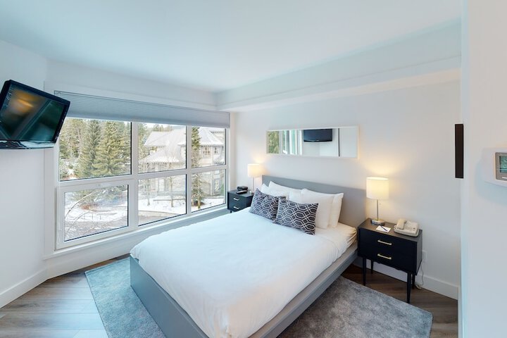 Le Chamois by Whistler Premier