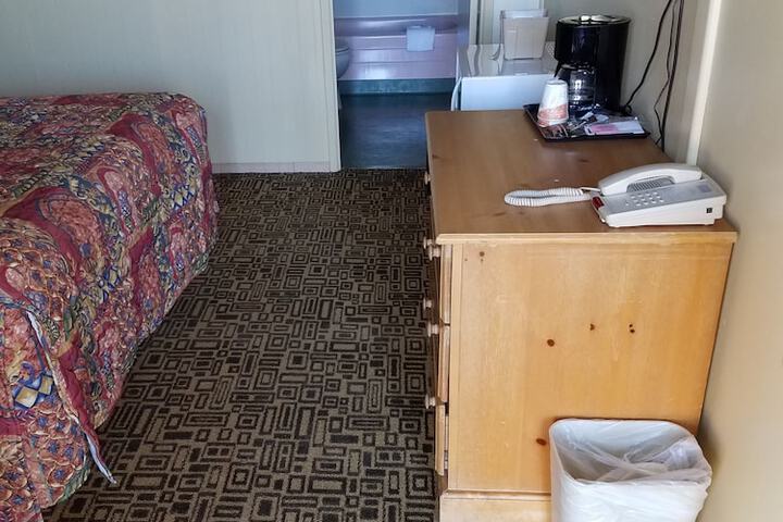 Room 17 of 55