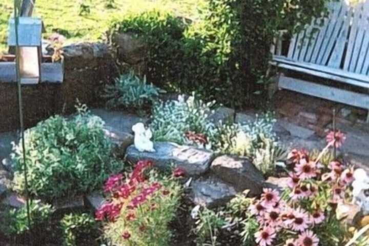 Garden Gate Get-A-Way Bed & Breakfast