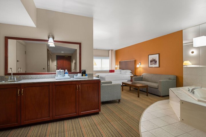 Lakeview Signature Trademark Collection by Wyndham