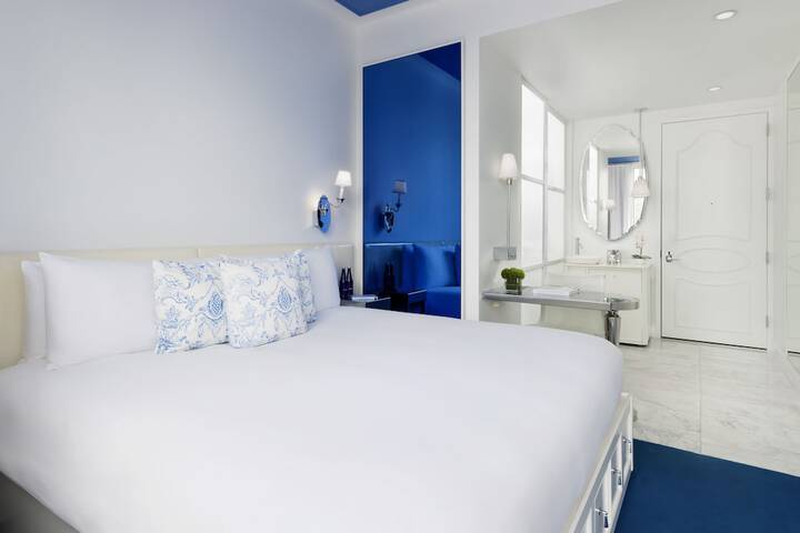 Room 75 of 114
