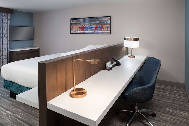Room 18 of 60