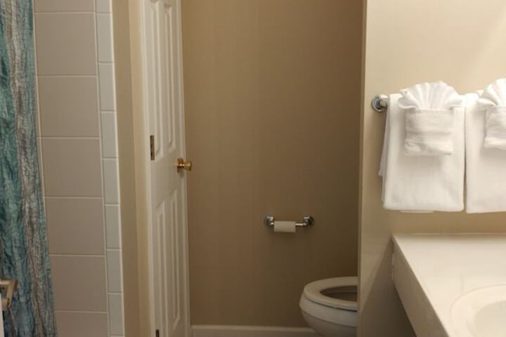 Room 12 of 35