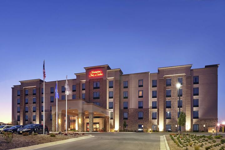 Hampton Inn & Suites Milwaukee / Franklin