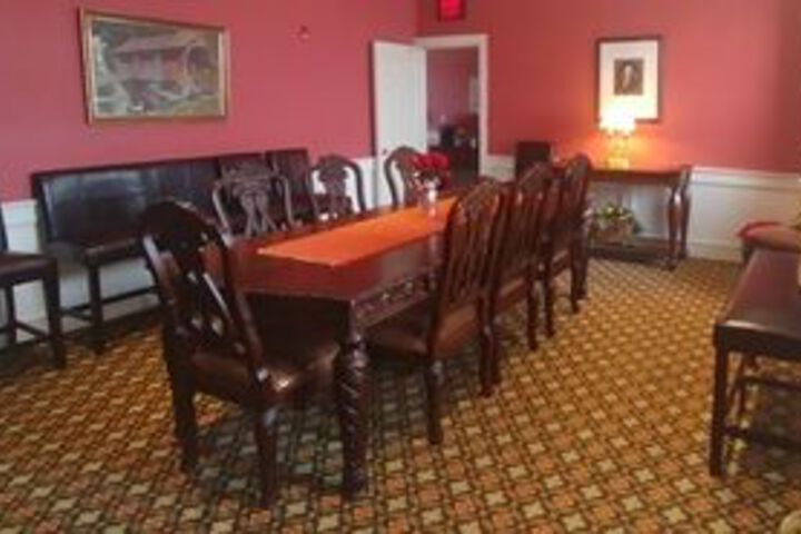 Publick House Restaurant and Country Inn